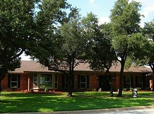 5709 Oakmont Ln, Fort Worth, TX 76112