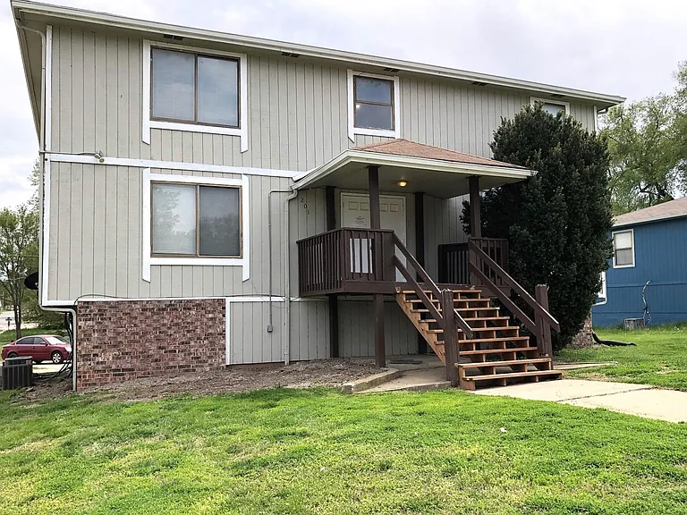 201 Dakota St., Leavenworth KS