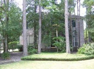 61 E Sandalbranch Cir, The Woodlands, TX 77382
