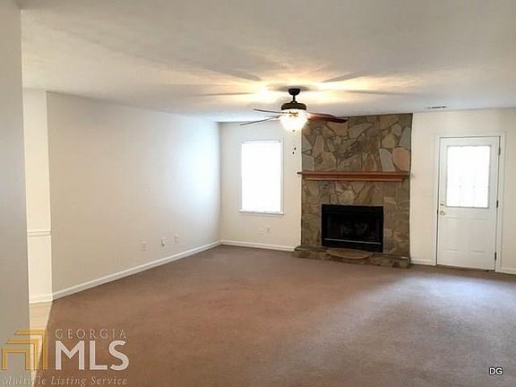 4th image of 2660 Laurel Woods Ln SE