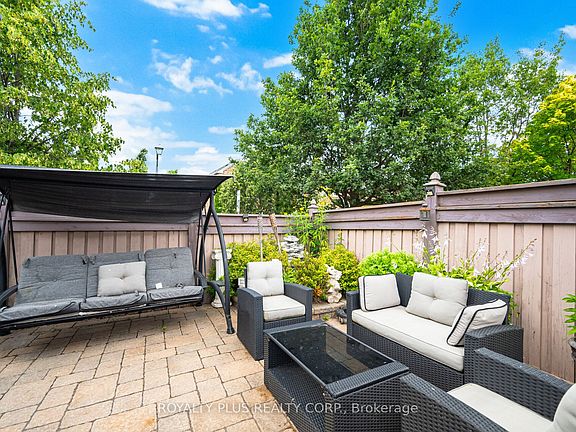 3rd image of 116 Frank Johnston Rd