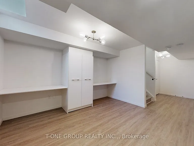 20 Pantheon Ln — Photo 29
