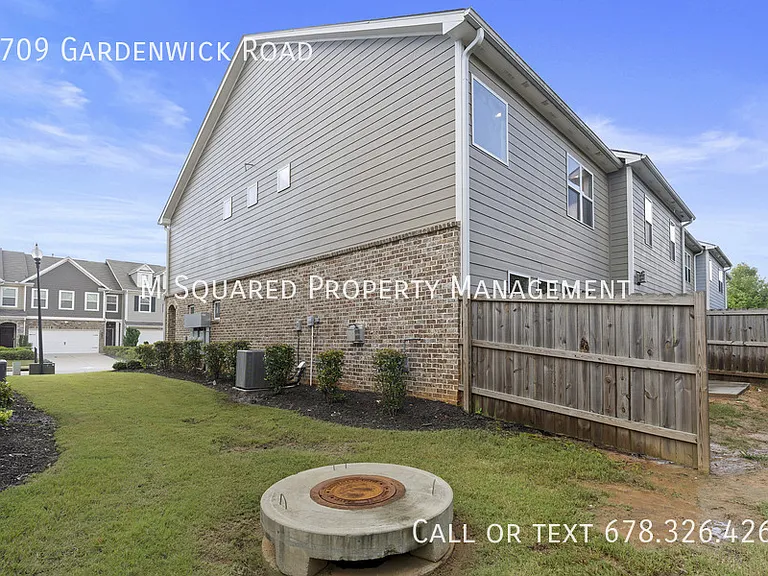 3709 Gardenwick Rd — Photo 46