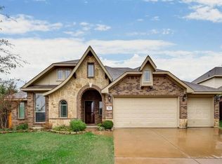 701 Graham Ct, Crowley, TX 76036