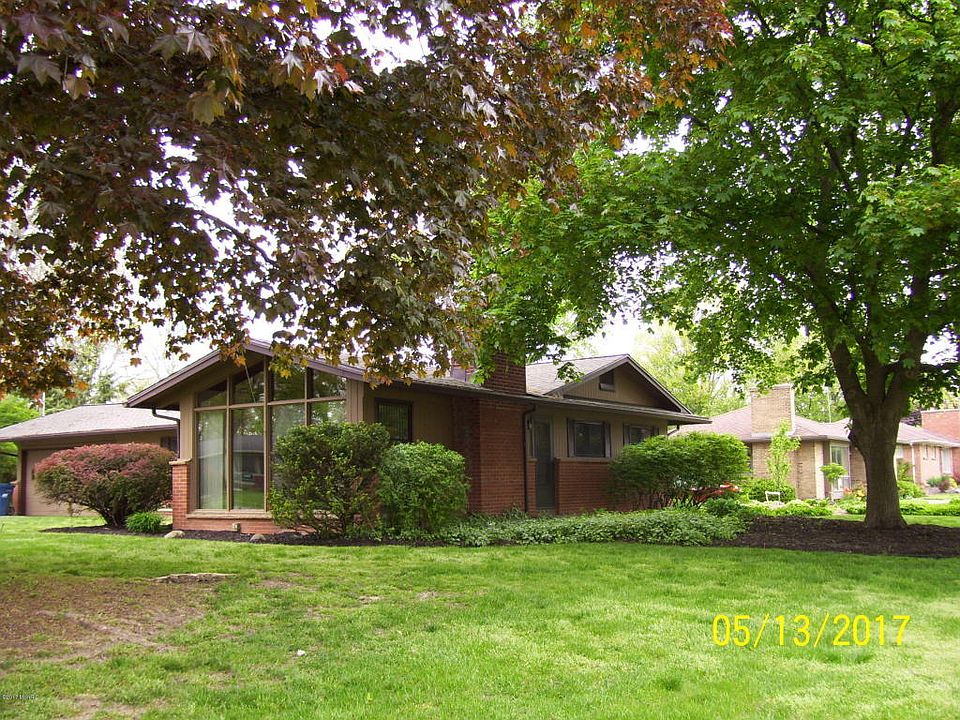 1st image of 4239 Castle Dr SE