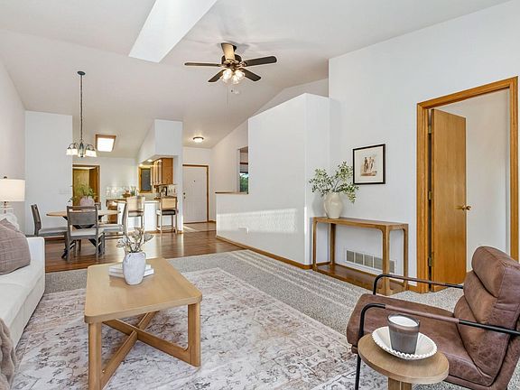 5th image of 1633 Northbrook Ct
