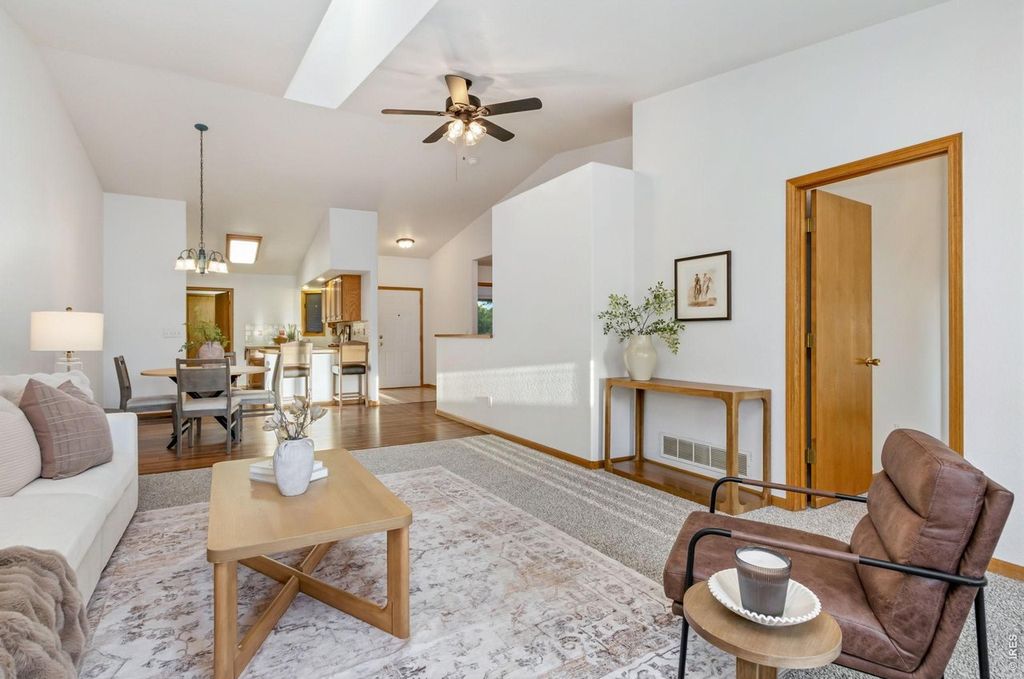 1633 Northbrook Ct