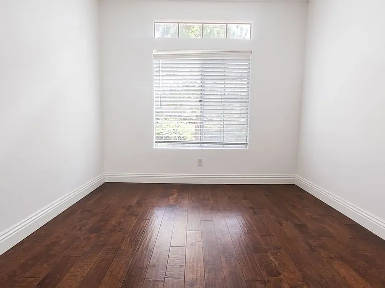 97 Shorebreaker Dr — Photo 21