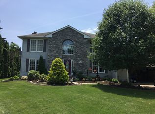 148 Mindora Dr, Akron, OH 44319