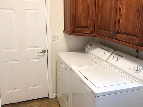 3rd image of 2935 Wolf Ln