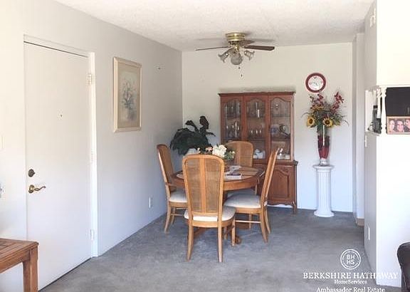 3rd image of 5801 Enterprise Dr APT C5