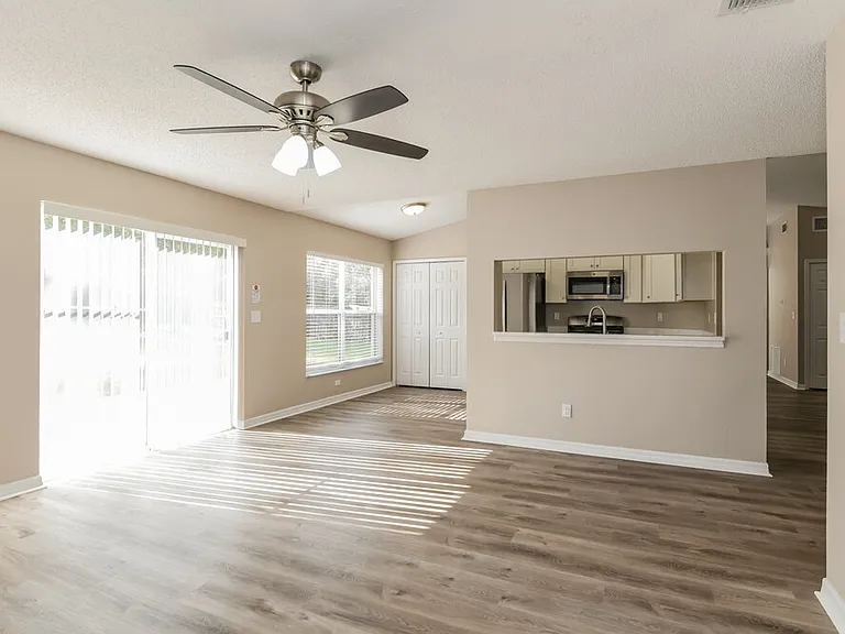 13137 Moonflower Ct — Photo 10