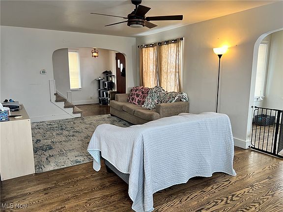 5th image of 414 Buena Vista Blvd