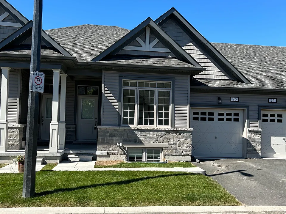17 Lakewood Cres #26