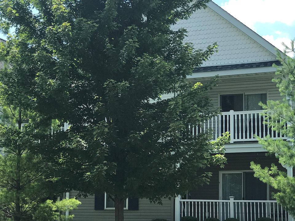 1st image of 9723 Crayford Dr #1F