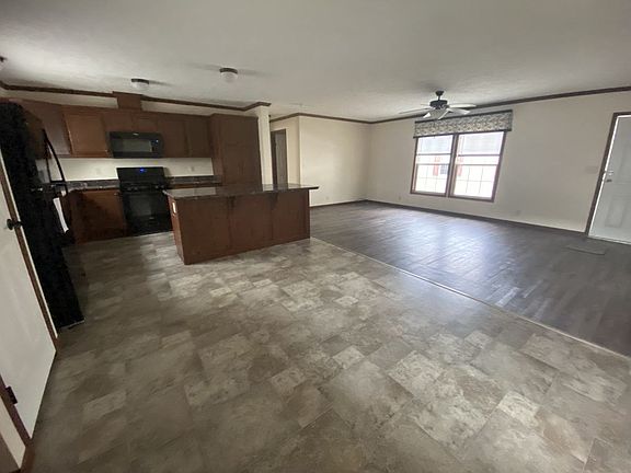 3rd image of 14546 Mercury Dr #31
