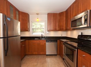 4142 Orchard Dr, Fairfax, VA 22032