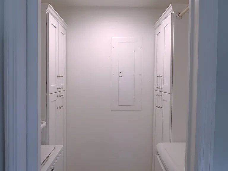 Pantry, Washer & Dryer