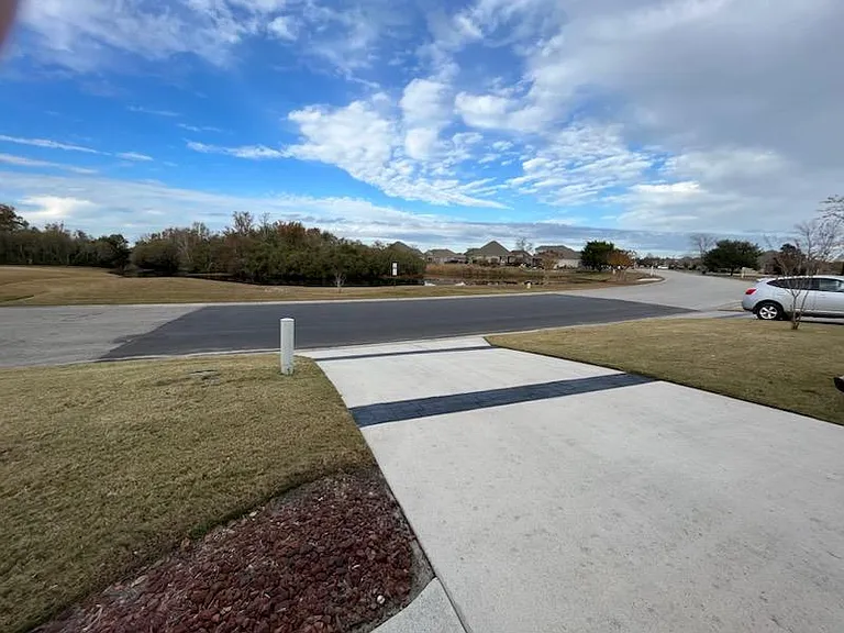 474 Castle Bay Dr #B — Photo 3