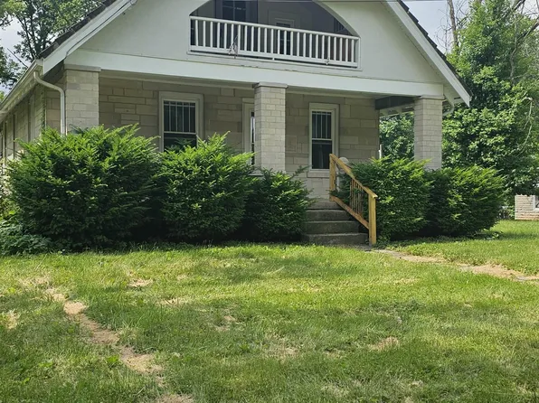 736 Sunny Acres Dr, Bedford, IN 47421