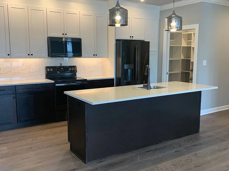 Solara Luxury Apartments — Photo 55