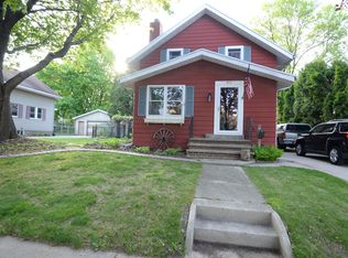 915 Oviatt St, Kaukauna, WI 54130