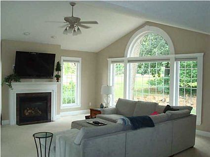 2nd image of 201 Fernwood Dr