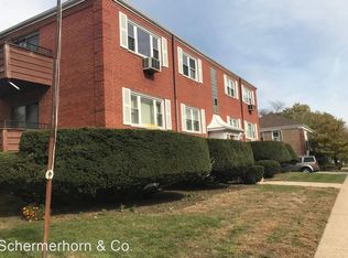 419 Ridge Ave #14827906, Evanston, IL 60202