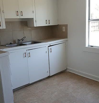 4th image of 404 N Louisiana St