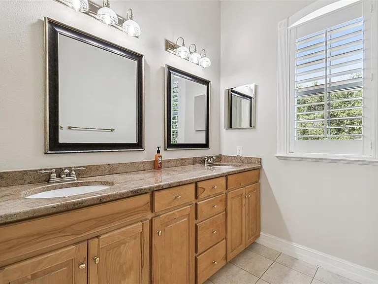 3020 Kensington Trce — Photo 27