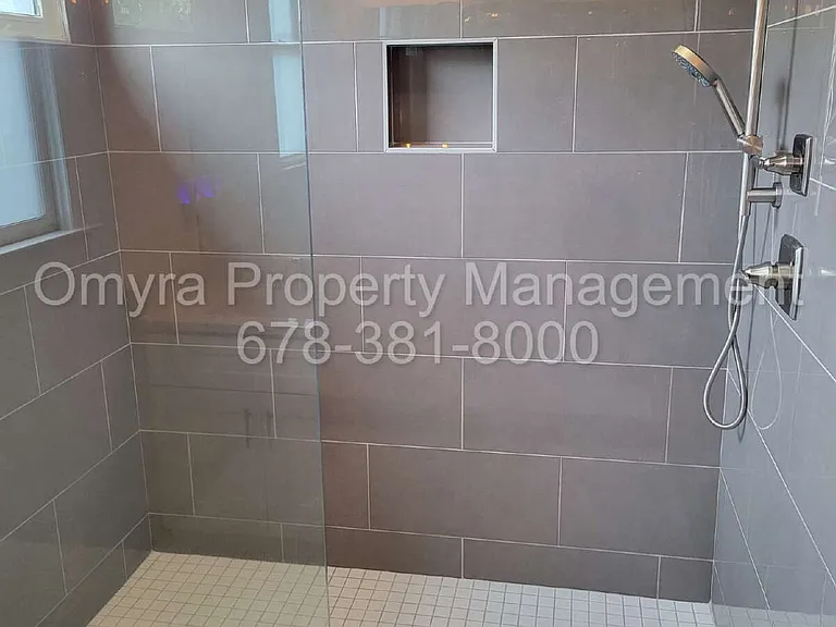 712 Glenwood Ave SE #B — Photo 14