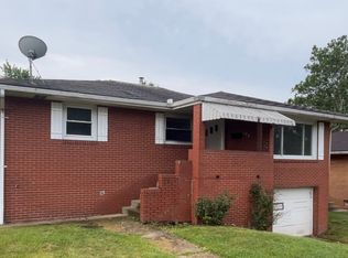 128 Capitol Dr, Weirton, WV 26062