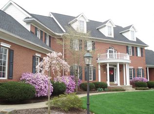 5621 Carters Grove Cir NW, Massillon, OH 44646