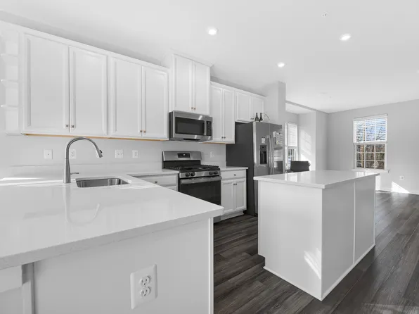 2460 James Bank Rd SE, Washington, DC 20020