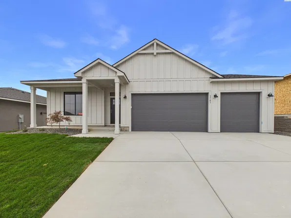 3745 Scout St, Richland, WA 99352