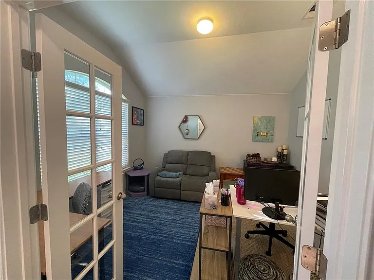 501 King Eider Ln — Photo 2