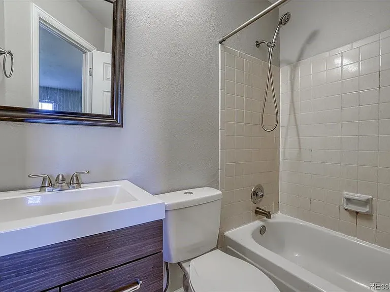 9579 W Cornell Pl — Photo 10