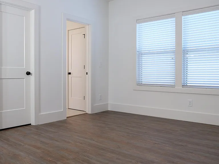2828 Valley Rd — Photo 26