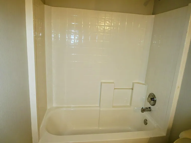 2348 White Oak Dr — Photo 11