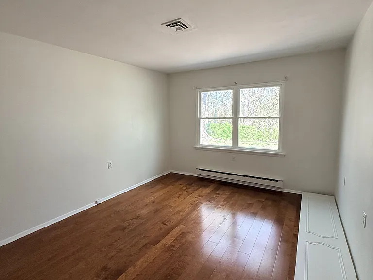 25 Heather Pl — Photo 11
