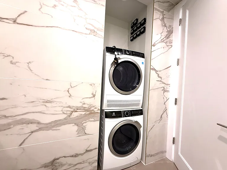 1251 Bedford Ave #6C — Photo 8