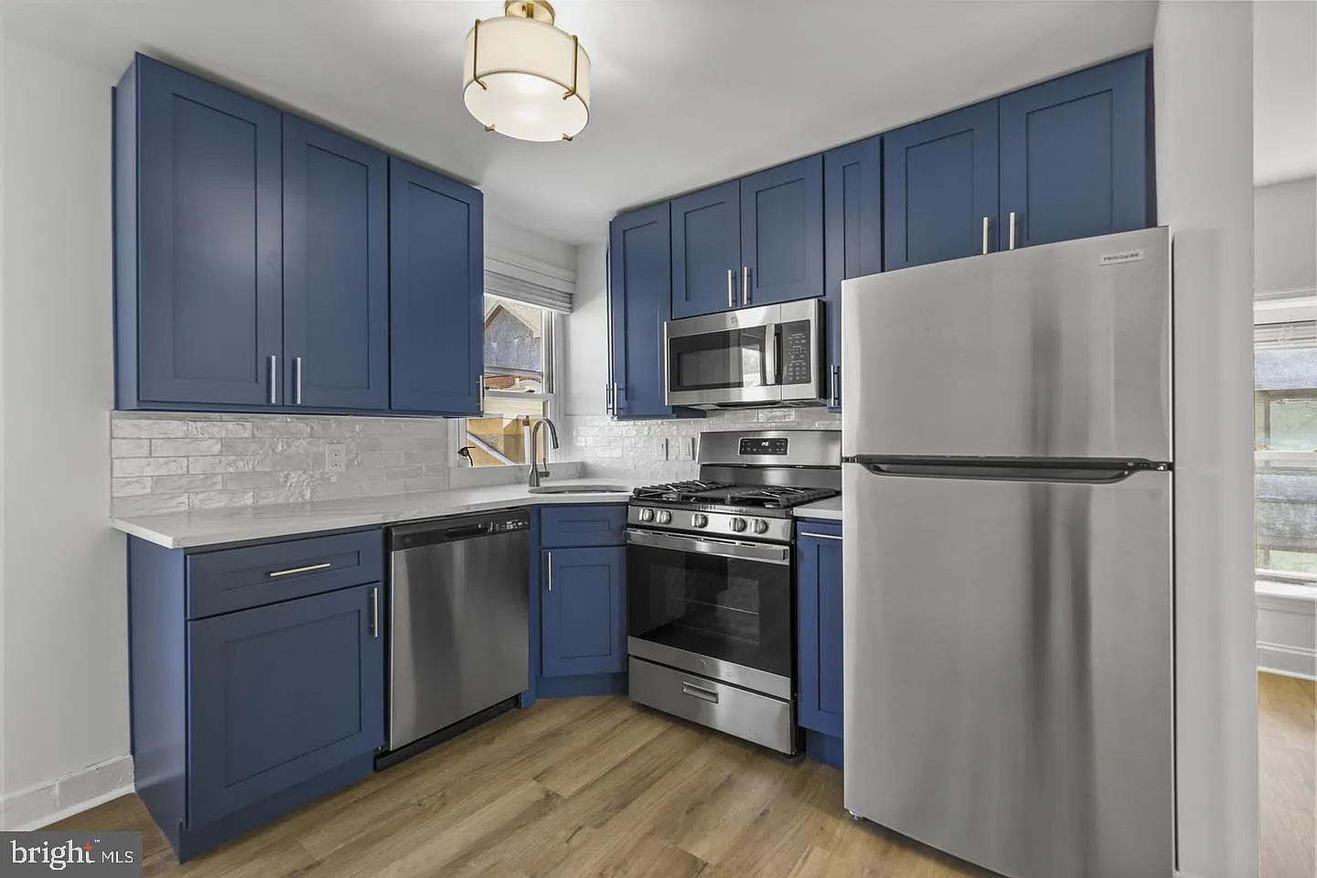 1 bed, 1.0 bath, 550 sqft, $1,700 — Photo 1