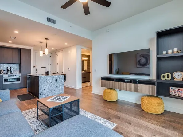84 East Ave #1902, Austin, TX 78701