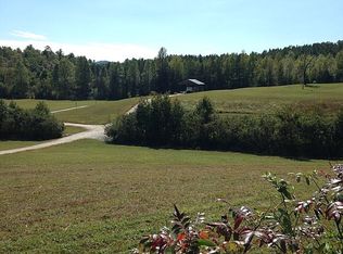 592 Cherokee Lake Rd, Tamassee, SC 29686