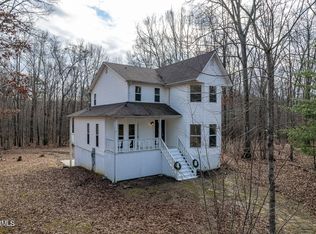 1025 Fox Ridge Dr, Grimsley, TN 38565