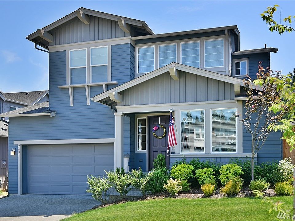 1st image of 2431 NE Boulderstone Ct