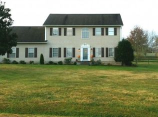 111 Harber Ln, Johnson City, TN 37601