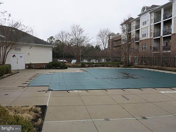 3rd image of 3820 Lightfoot St Unit 416
