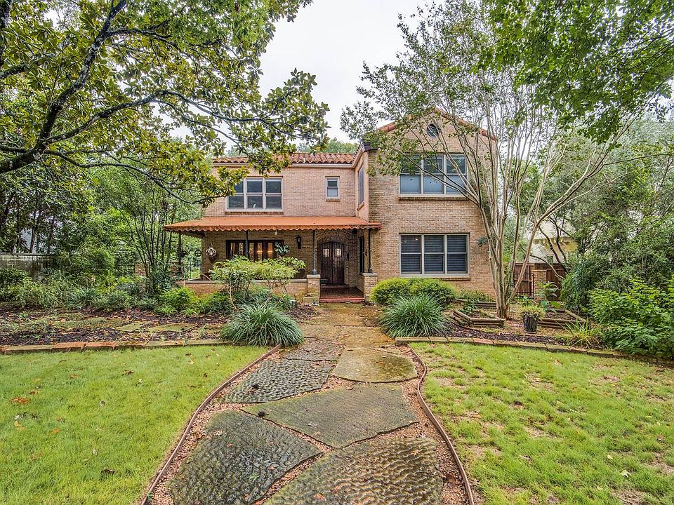 1st image of 123 Park Ct