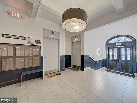 5th image of 1115 12th St NW APT 601